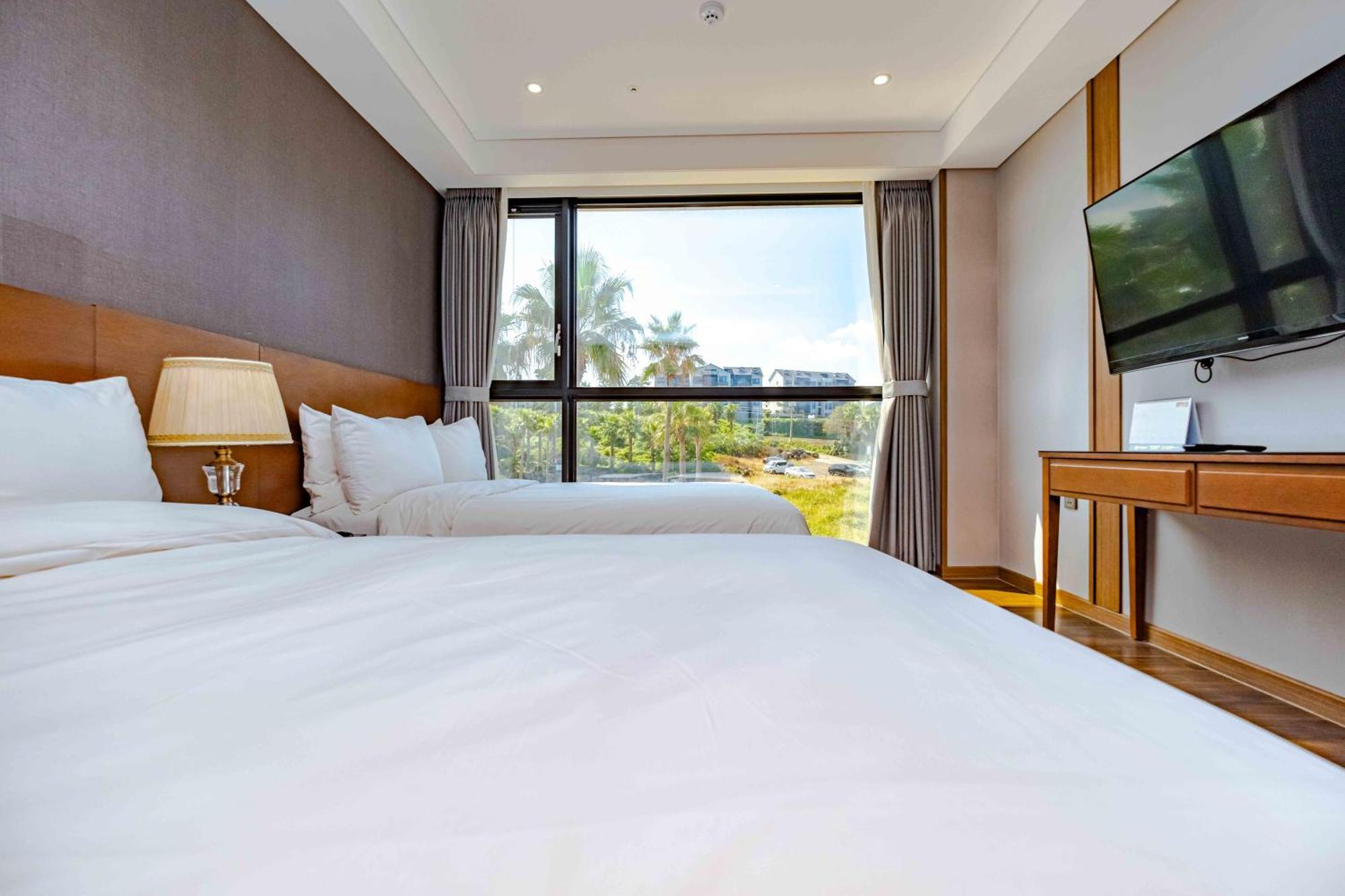 Dyne Oceano Hotel Чеджудо Экстерьер фото