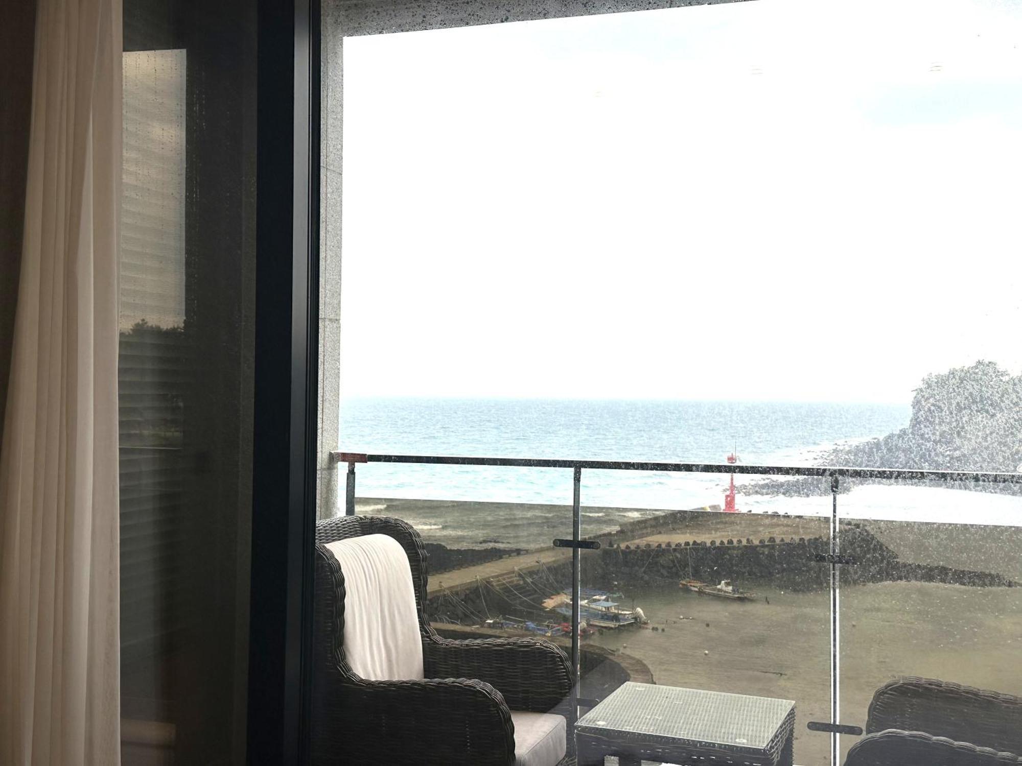 Dyne Oceano Hotel Чеджудо Экстерьер фото